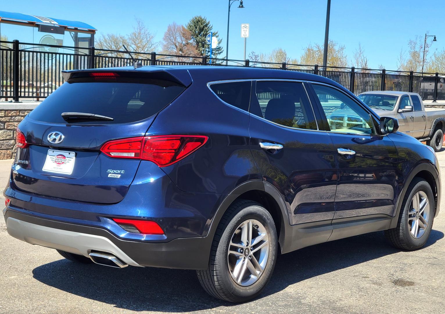 2018 Blue /Tan Hyundai Santa Fe Sport (5XYZTDLB0JG) with an 2.4L L4 engine, 6 Speed Auto transmission, located at 450 N Russell, Missoula, MT, 59801, (406) 543-6600, 46.874496, -114.017433 - Photo#4